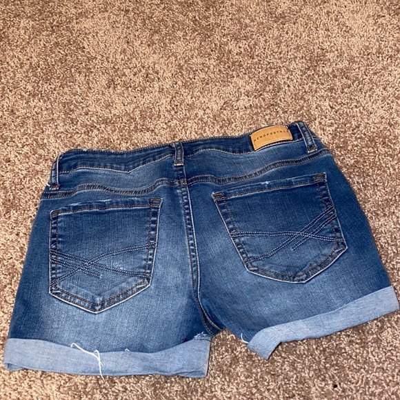 Aeropostale Midi Shorts - Picture 2 of 4